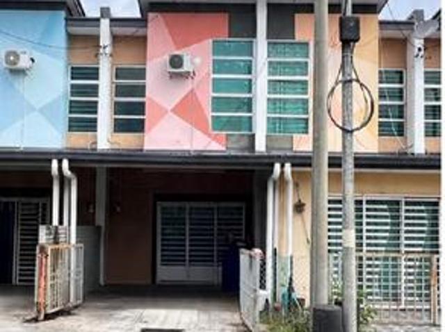 Terraced House for sale in Tuaran, Bahagian Pantai Barat