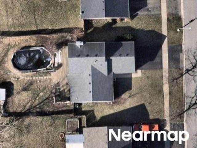 House for sale in Bloomfield Village, Bolingbrook
