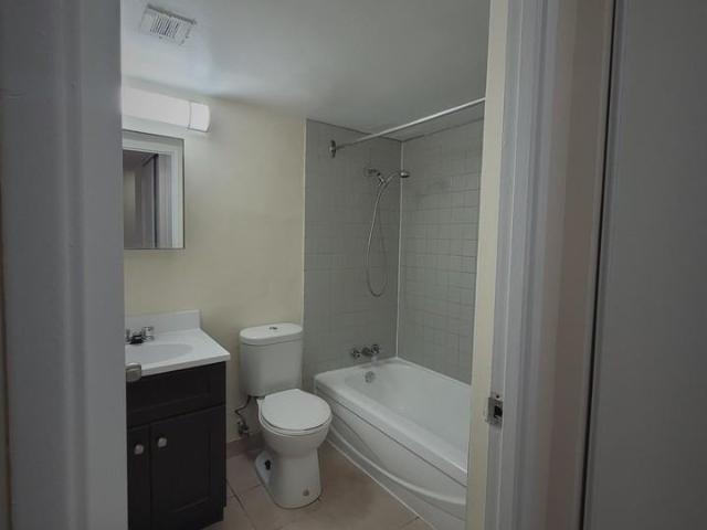 Apartment for rent in Ancaster, Ontario