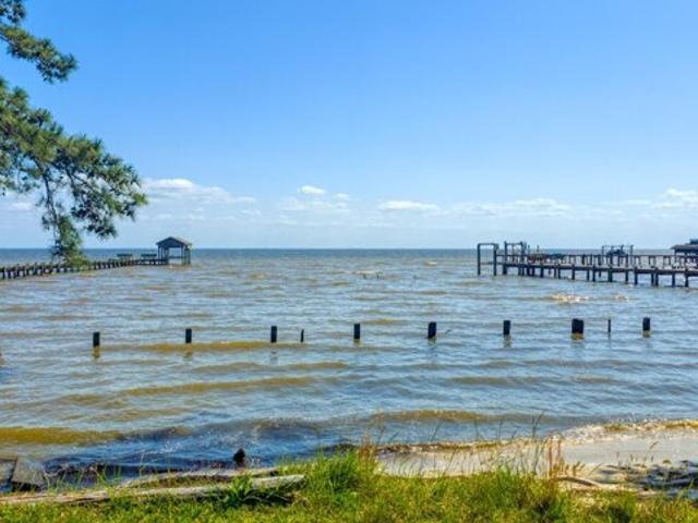 Land for sale in Elizabeth City, North Carolina
