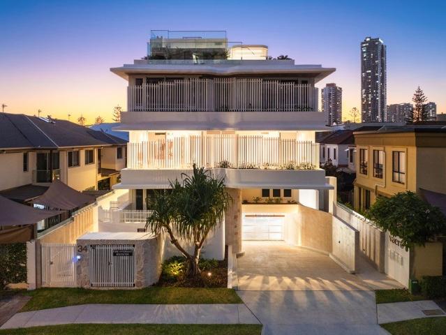 Apartment for sale in Main Beach, Gold Coast City