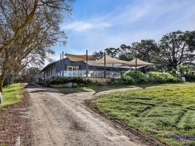 Cottage for sale in Mount Pleasant, South Australia