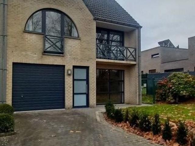 Maison location à Statiekouter, Wetteren
