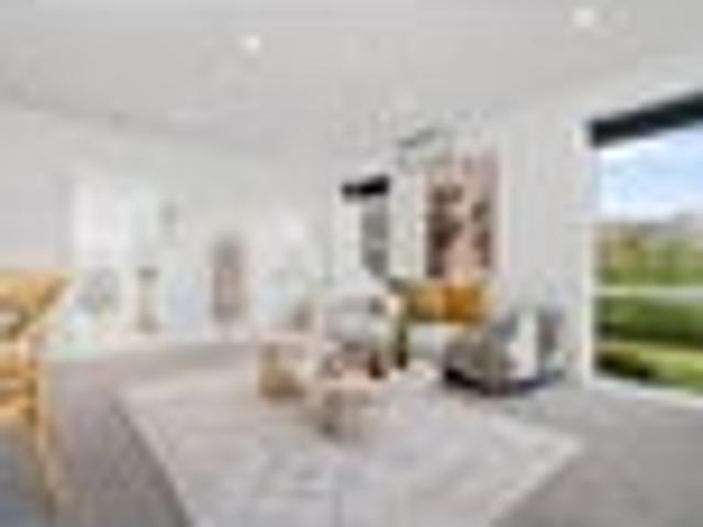 House for sale in Chaslands, Canterbury