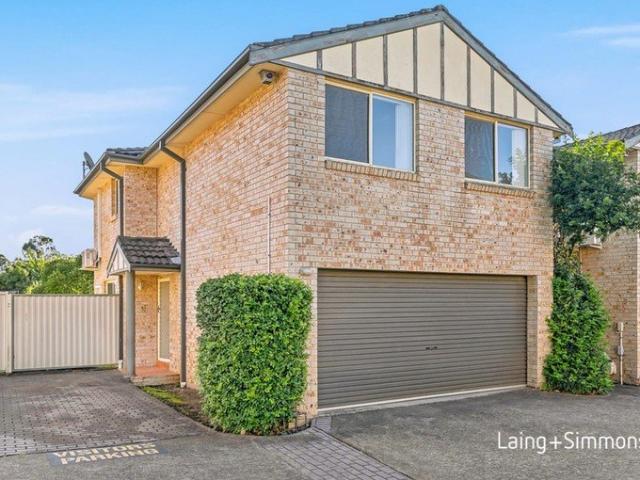 Townhouse for rent in Sydney, New South Wales