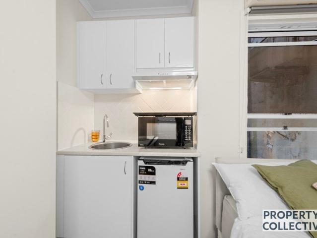 Granny Flat for rent in Toombul, Queensland
