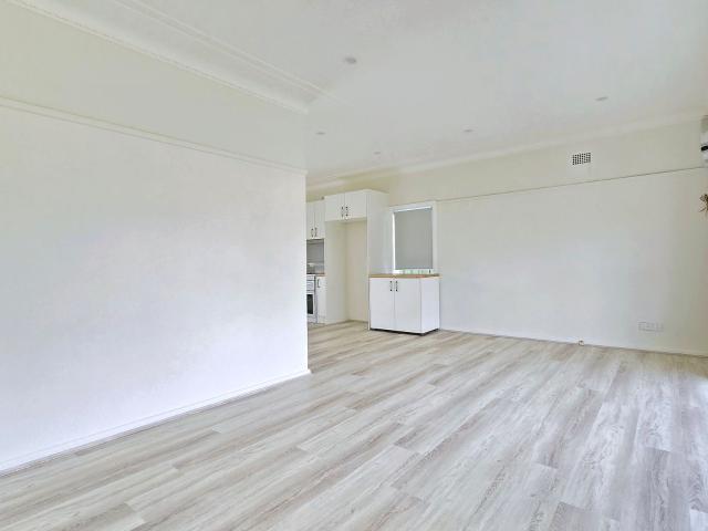 House for sale in Lansvale
