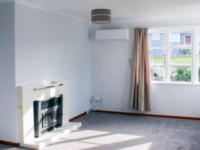 House for rent in Otakou