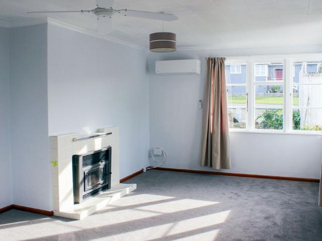House for rent in Otakou