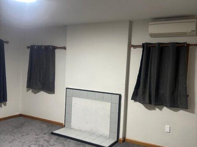 Room for rent in Chaslands, Canterbury