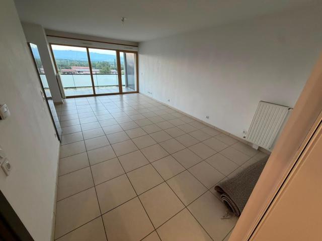 Appartement location à Gex, Péron