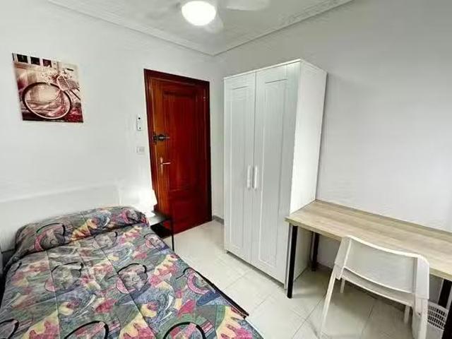 Casa en alquiler en Zarzaquemada, Leganés