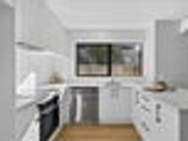 House for sale in Saint Albans, Canterbury