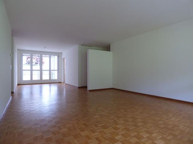 Apartment mieten in Einigen, Zürich