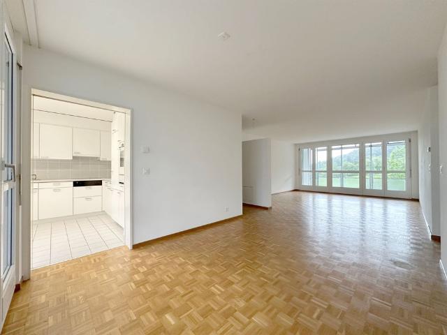 Apartment mieten in Einigen, Zürich