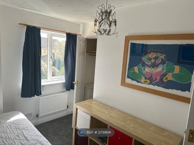 Room for rent in Oad Street, Kent