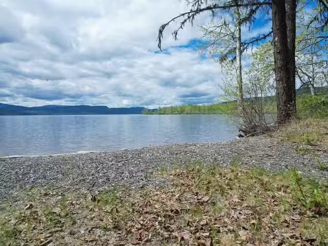 House for sale in Eagle Creek, British Columbia