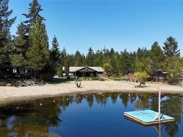 House for sale in Qualicum Beach, British Columbia