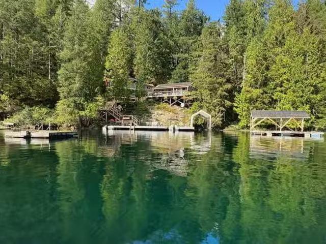 House for sale in Sechelt, Sunshine Coast Regional District