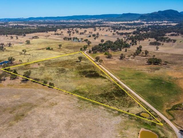 Cottage for sale in Camboon, New South Wales