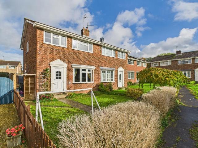 House for rent in Yate Rocks, Yate