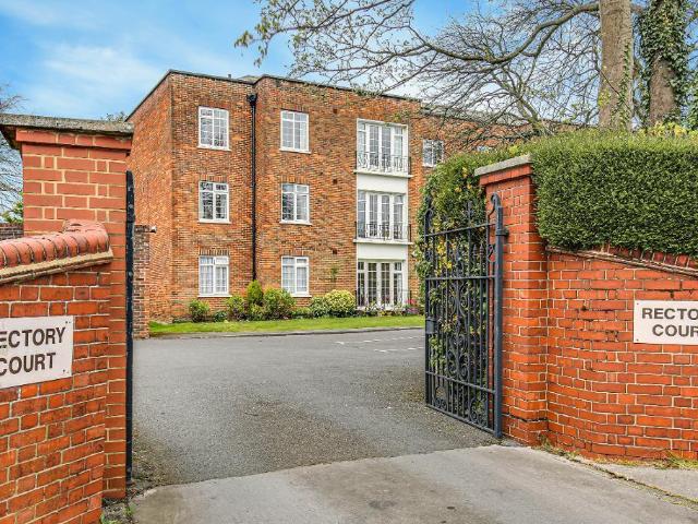 Apartment for rent in London Borough of Croydon, Sanderstead