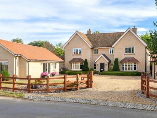 Property for sale in Thriplow, South Cambridgeshire