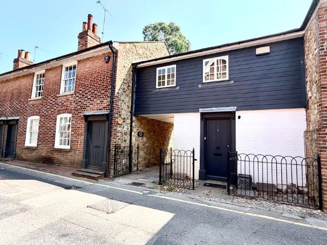 House for rent in The Butts, Kent