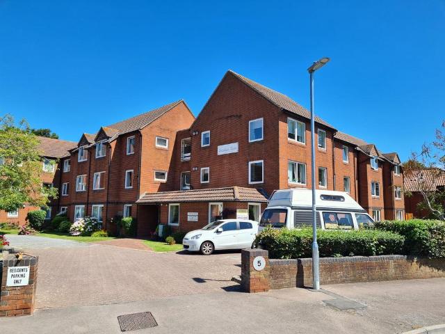 Apartment for rent in Burnham-on-Sea and Highbridge, Burnham-on-Sea