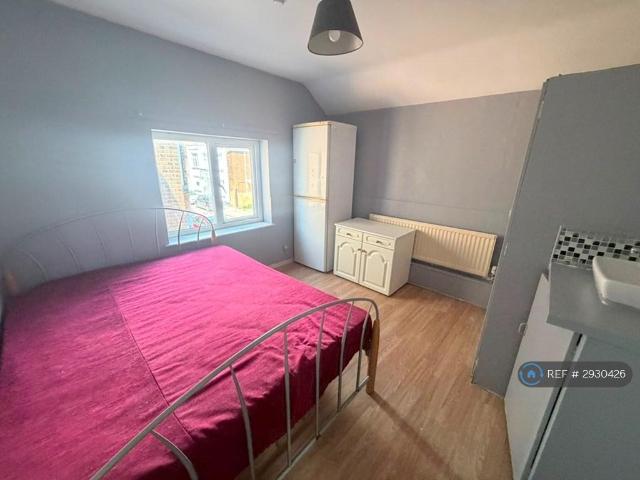 House for rent in Key Street, Suffolk