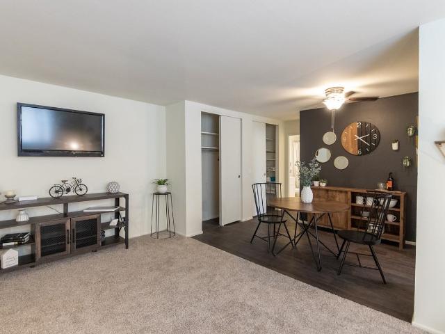 Apartment for rent in Roselawn, Ohio