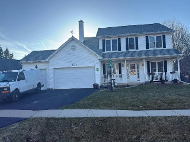 House for sale in Mchenry, Illinois