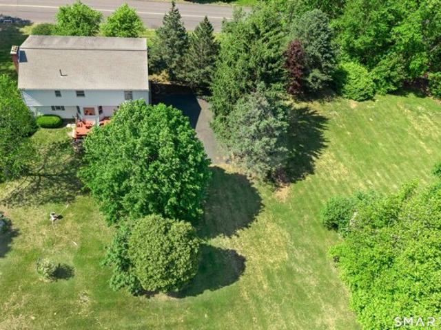 House for sale in Oxford, Connecticut