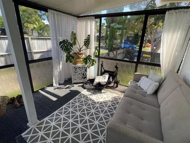 House for rent in Whangaparaoa, Oroua County