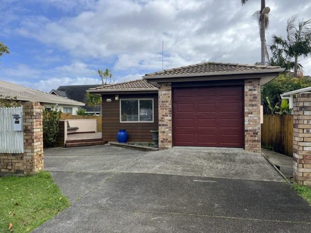 House for rent in Whangaparaoa, Oroua County