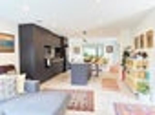 Townhouse for rent in Whangaparaoa, Oroua County