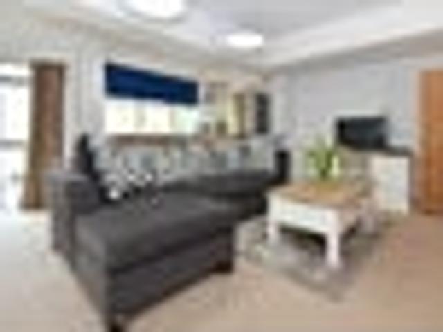 Apartment for rent in Whangaparaoa