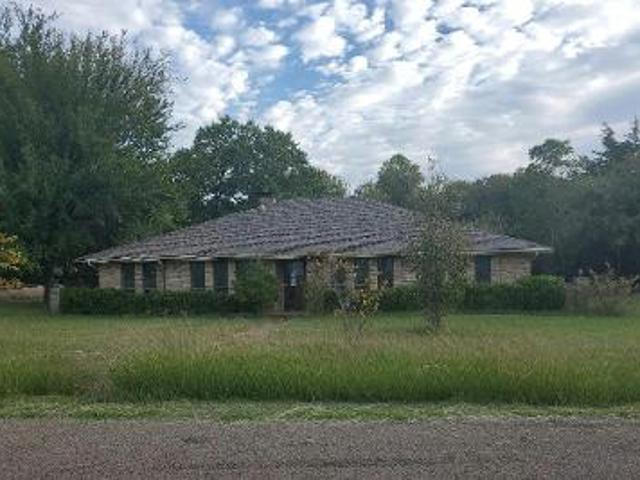 House for sale in Ellis, Texas