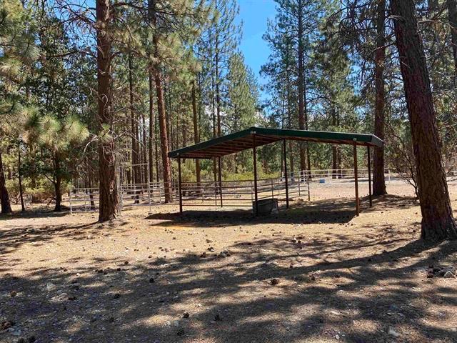 Land for sale in Etna, California