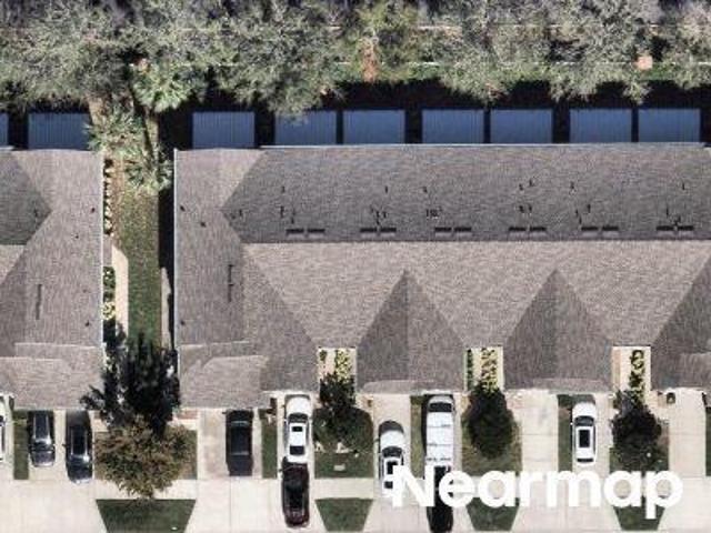 Townhouse for sale in Riverview