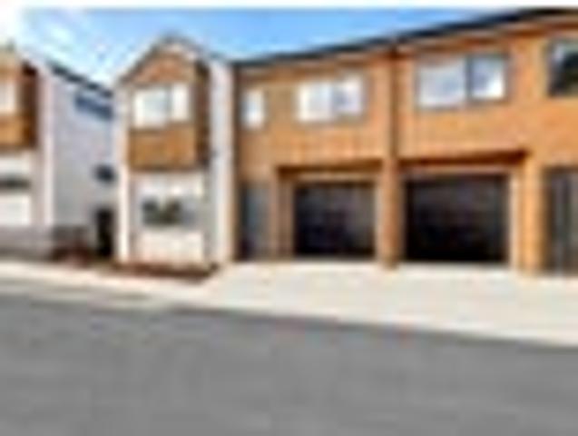 Townhouse for rent in Papakura, Oroua County