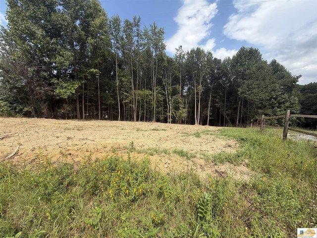Land for sale in Tompkinsville, Kentucky