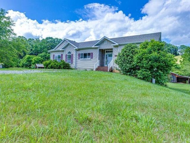 House for sale in Big Island