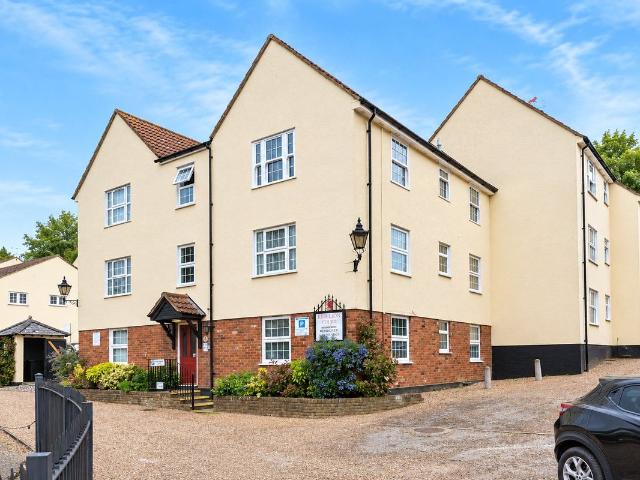 Apartment for rent in Hockerill, Colliers End