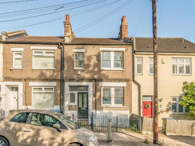 Apartment for rent in Shooters Hill, Greater London