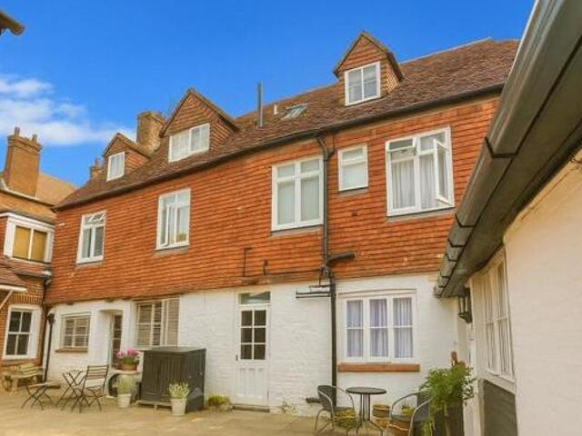 House for sale in Littlecote, West Sussex