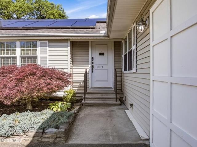 House for sale in Lakewood, New Jersey