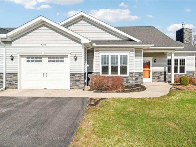 Condo for sale in Batavia Condo for sale in Batavia