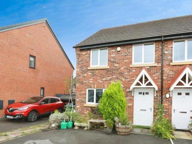 House for sale in Hebden Green, Winsford