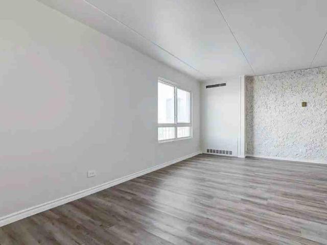 Apartment for rent in Daniel McIntyre, Winnipeg
